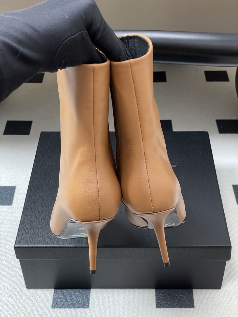 Y51 boots